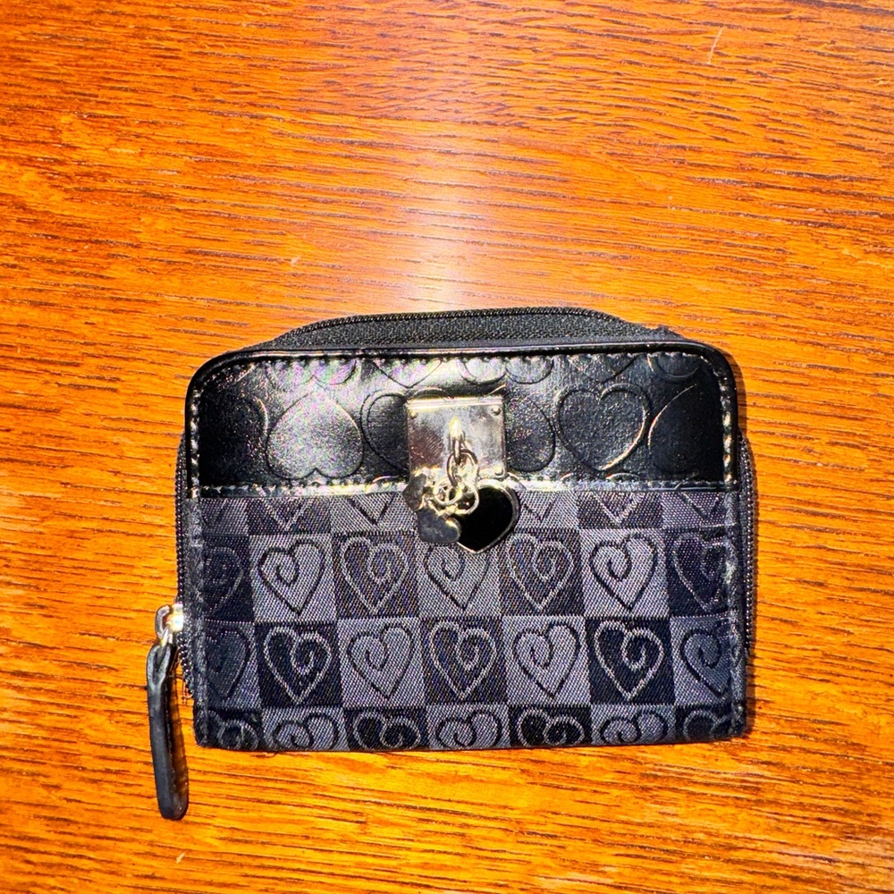 Black Heart Pattern Wallet ❗️FREE W/ bag purchase